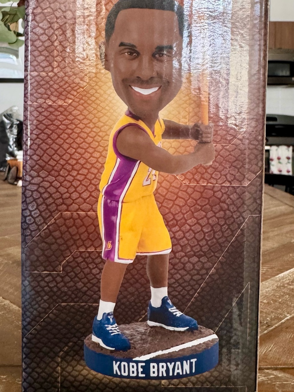 Kobe Bryant Bobblehead in Yellow & Purple Lakers Uniform